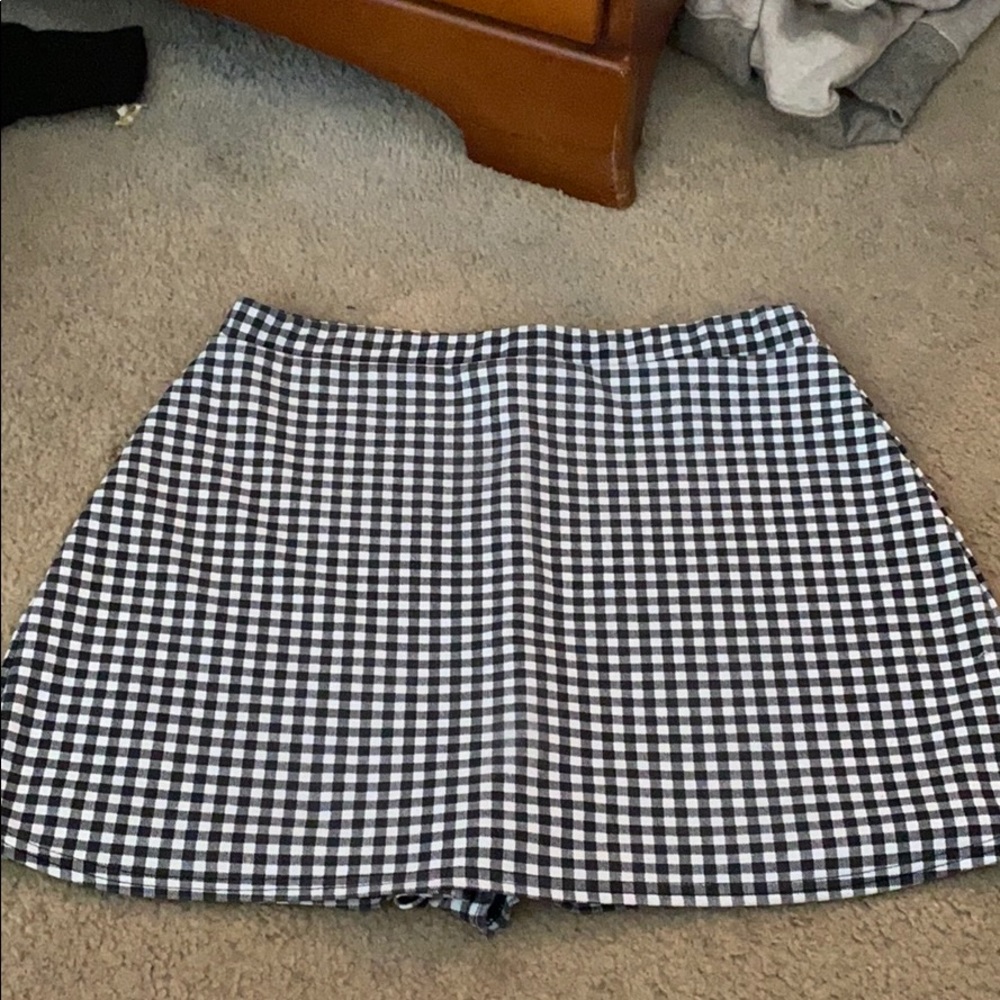 Gingham mini skort